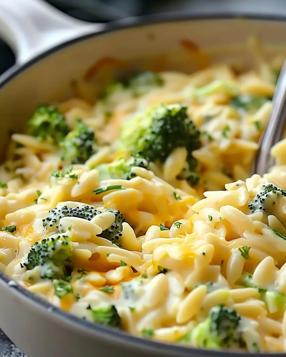 Creamy One-Pot Broccoli Cheddar Orzo with Turkey Bacon Delight